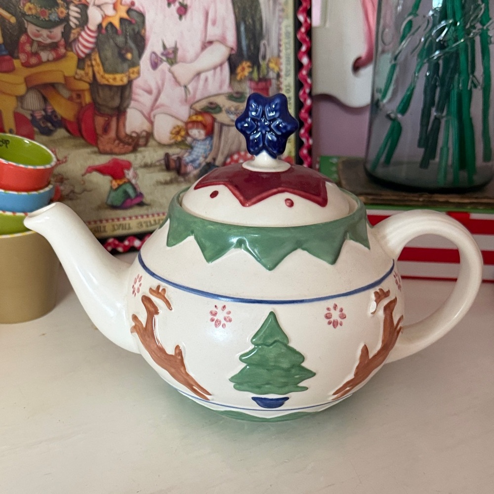 Pfaltzgraff Nordic Tea Pot